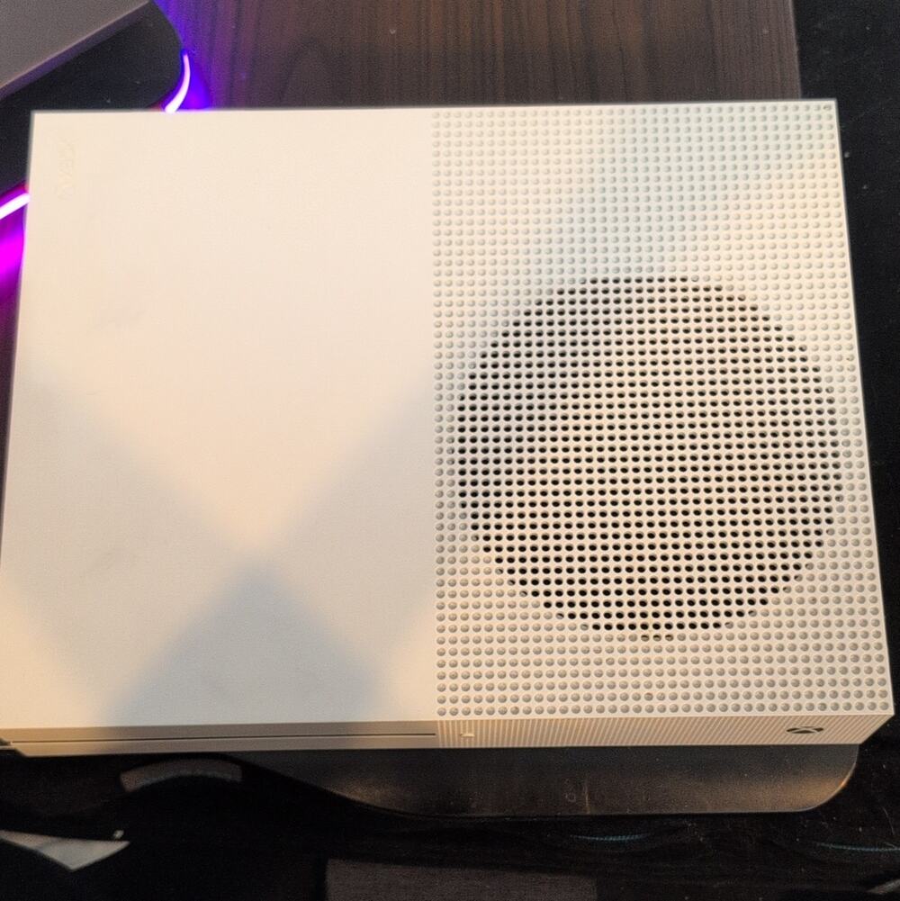 Microsoft Xbox One S White Home Console 4K UHD Region Free MPN 1681